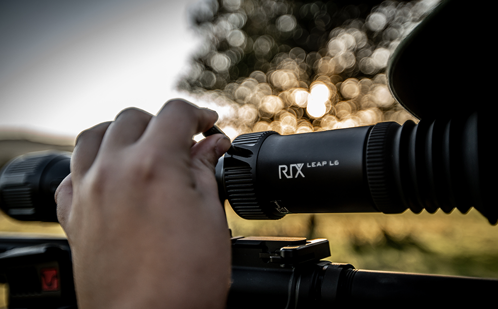 Why Continuous Optical Zoom Makes the LEAP Series the Premier Choice for Hunting Thermal Scopes